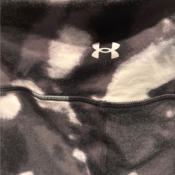 Under Armour High Rise Tie Dye Leggings Black White Ink Wash Size Large - Picture 7 of 15